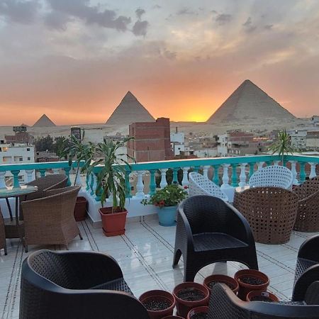 Pyramids Temple Guest House Kafrat al Jabal Bagian luar foto
