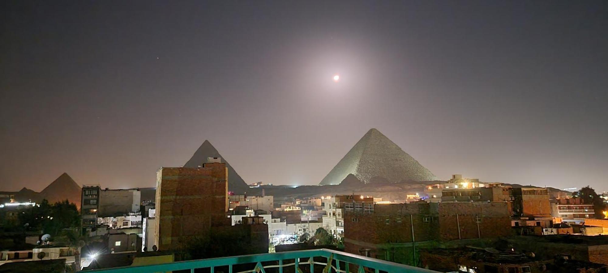 Pyramids Temple Guest House Kafrat al Jabal Bagian luar foto