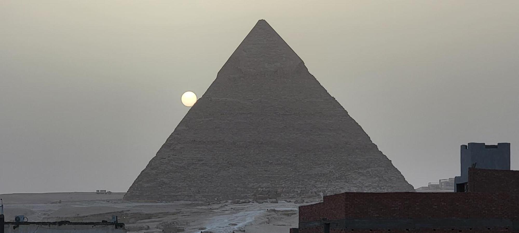 Pyramids Temple Guest House Kafrat al Jabal Bagian luar foto