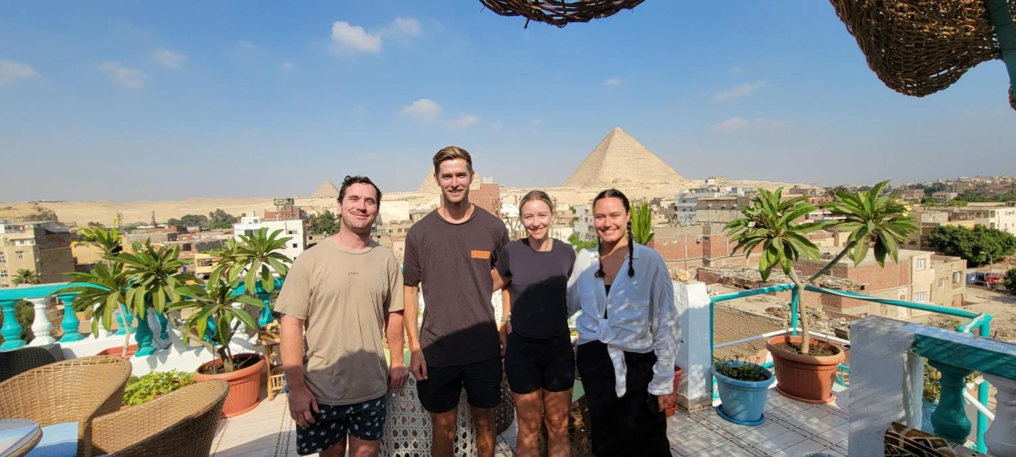 Pyramids Temple Guest House Kafrat al Jabal Bagian luar foto