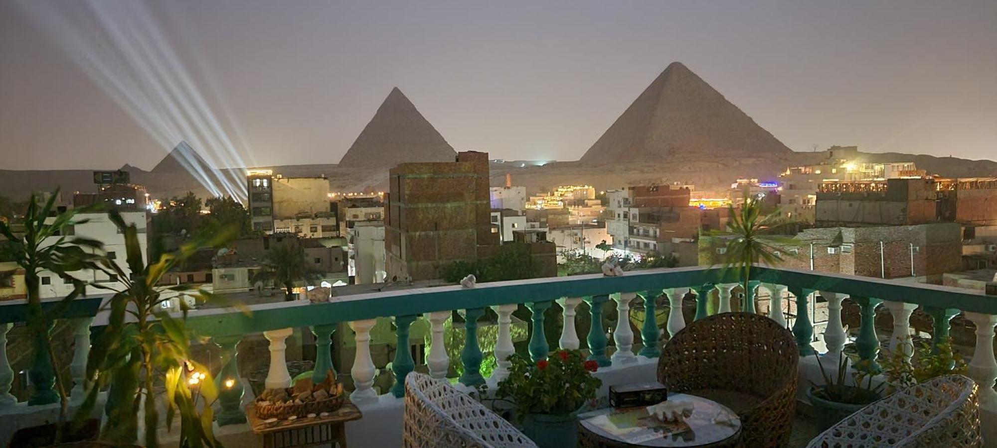 Pyramids Temple Guest House Kafrat al Jabal Bagian luar foto
