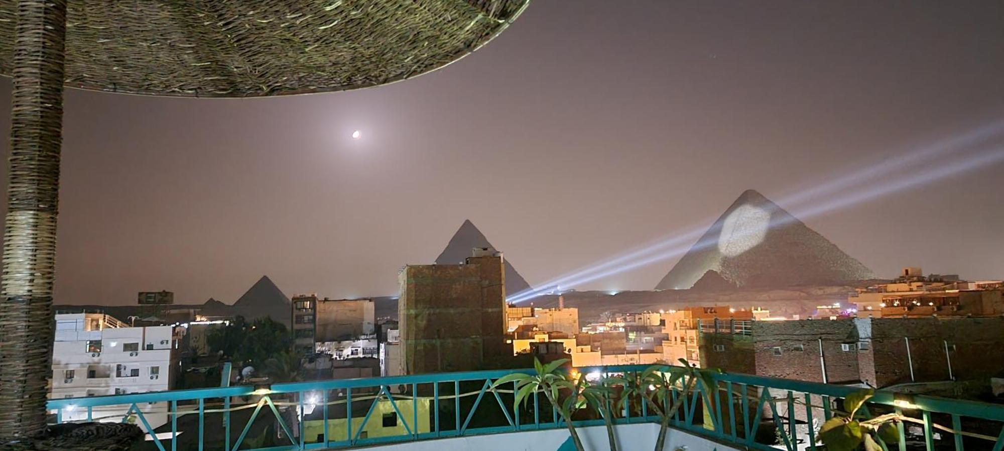 Pyramids Temple Guest House Kafrat al Jabal Bagian luar foto
