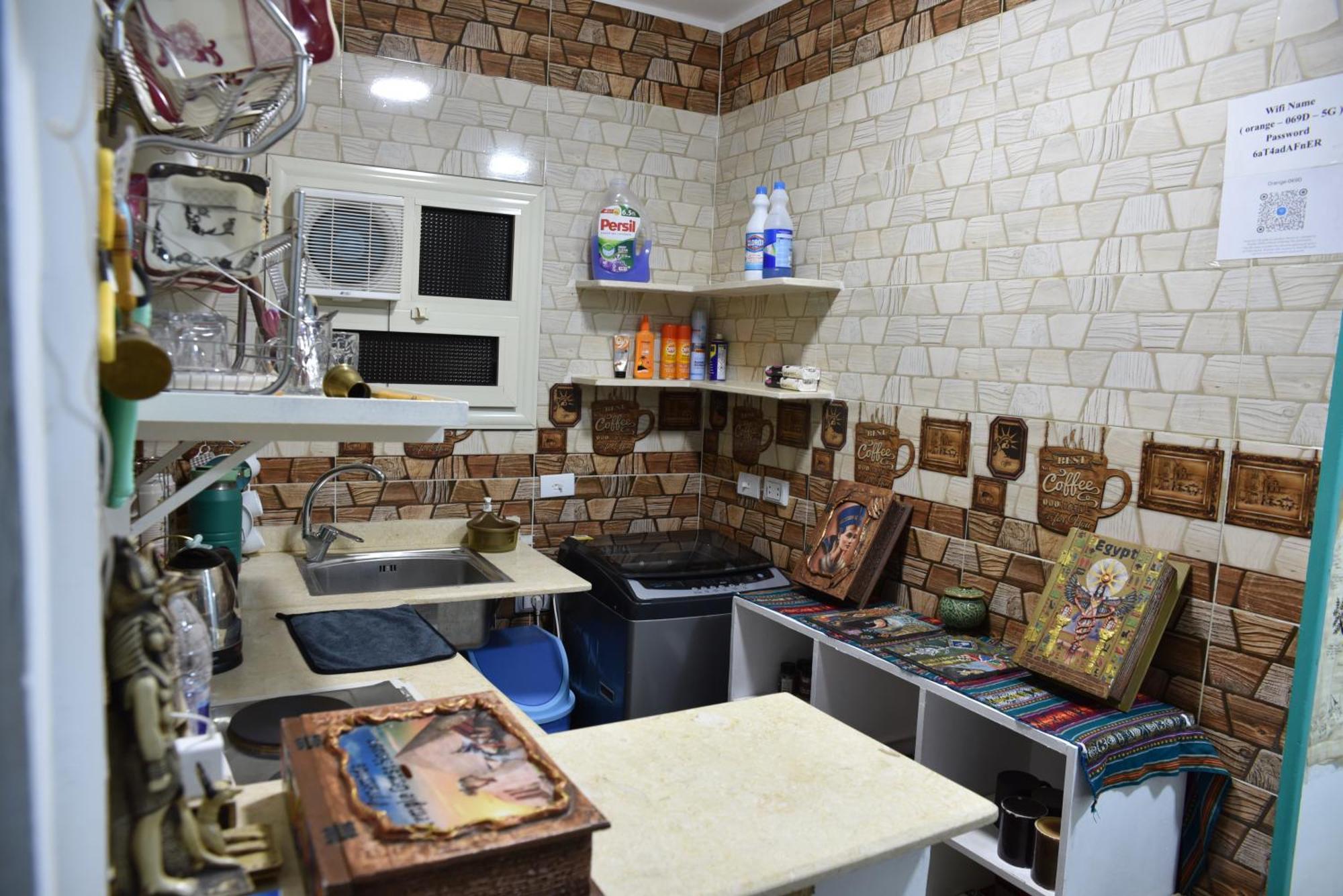 Pyramids Temple Guest House Kafrat al Jabal Bagian luar foto